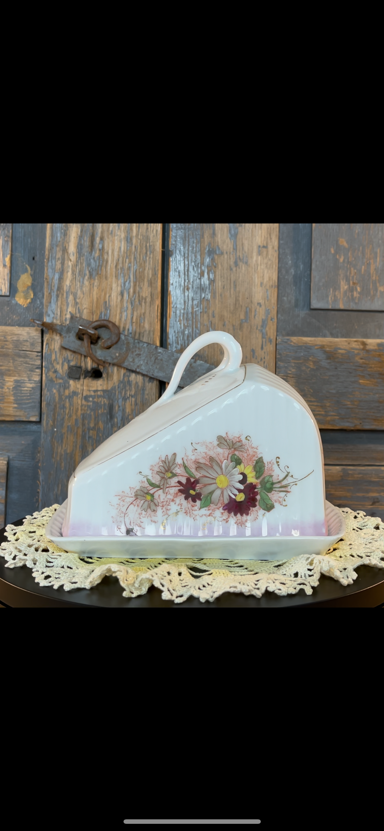 Cottagecore Hand Painted Daisy Cheese Dish German
